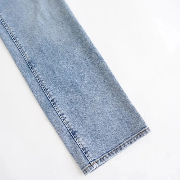 Rag & Bone Light Wash Skinny Jeans - Picture 4 of 12